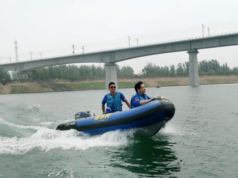 肏老师屄"